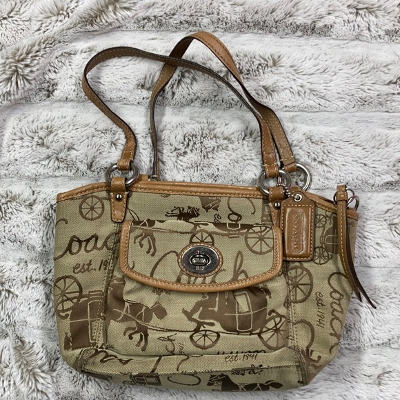 Coach purse EUC 100% Authentic - Picture 1 of 6